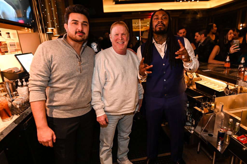 eight lounge resorts world las vegas 